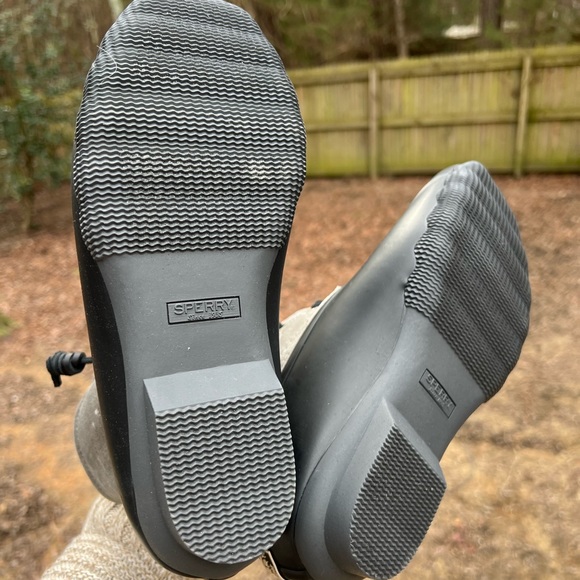 NWT SPERRY Saltwater Duck Boot in Grey/Black size 8.5 - Picture 10 of 11